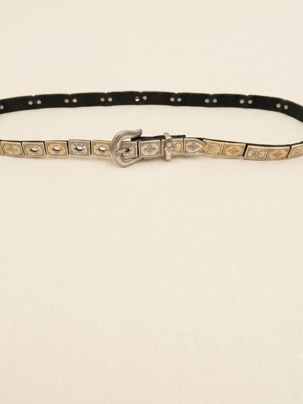 Vtg Brighton 90s Gold Link Belt Sz L 39" Long Concho Engraved Western Boho